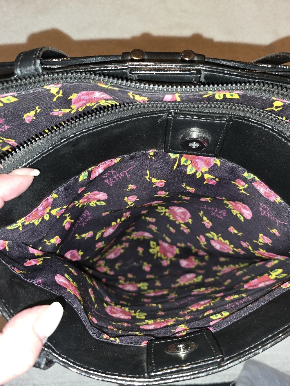 Betsey Johnson Hot Pink Black Snakeskin Large Tote Bag Purse Handbag - Good Cond - Picture 14 of 16